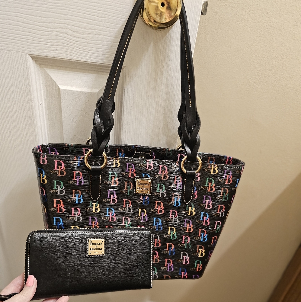 Dooney & Bourke  tote and wallet